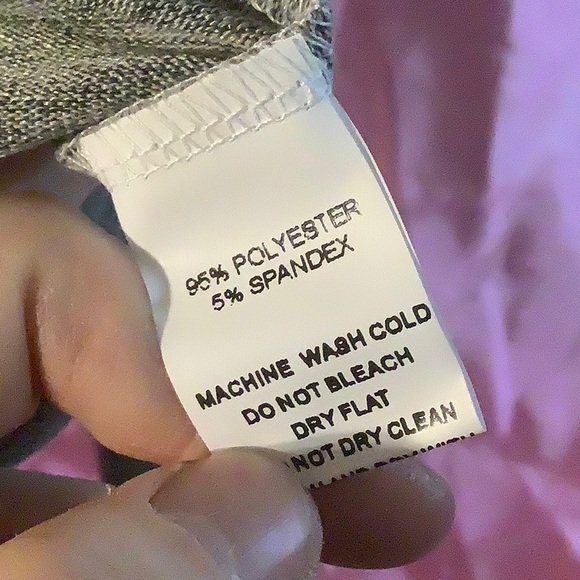 Izuria NWOT 3 pc. lot turtlenecks - Picture 3 of 7